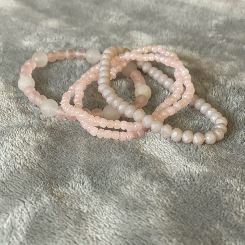 Stretch stack bracelets - Picture 4 of 6